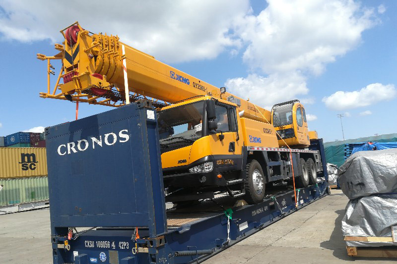 Truck Crane2