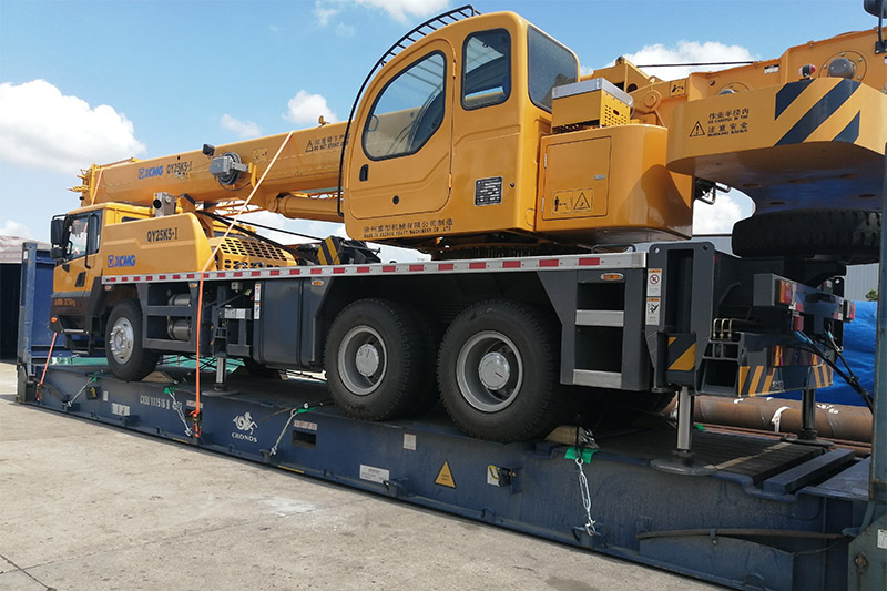 Truck Crane3